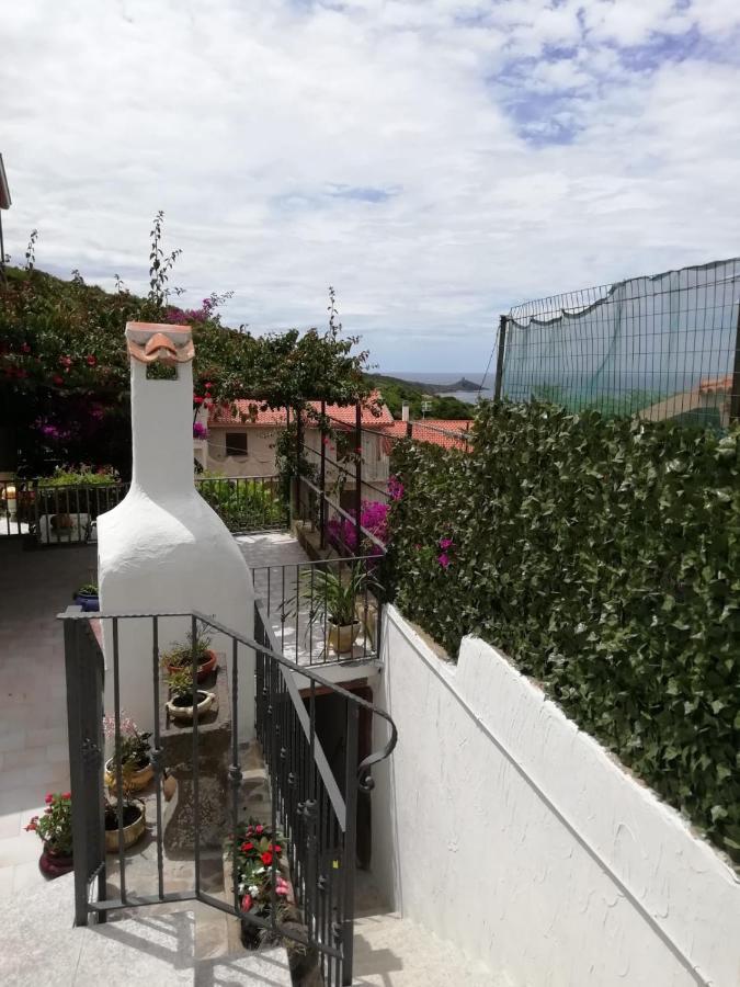 Appartamento Bouganville Magomadas Exterior photo