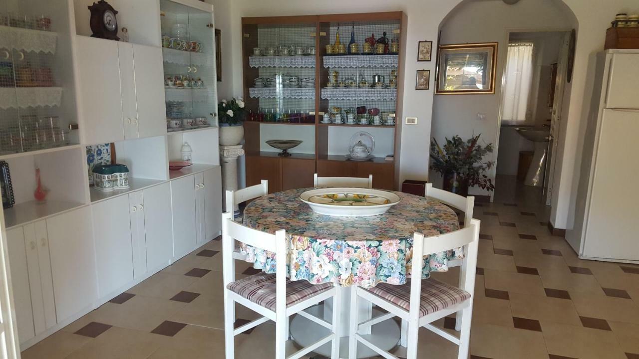 Appartamento Bouganville Magomadas Exterior photo